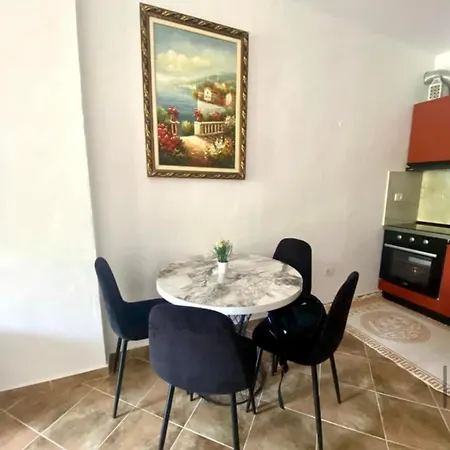 Apartment 2 *
